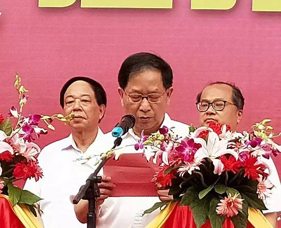 江蘇省自行(háng)車電動車協會理(li)事長陸金龍先生(sheng)